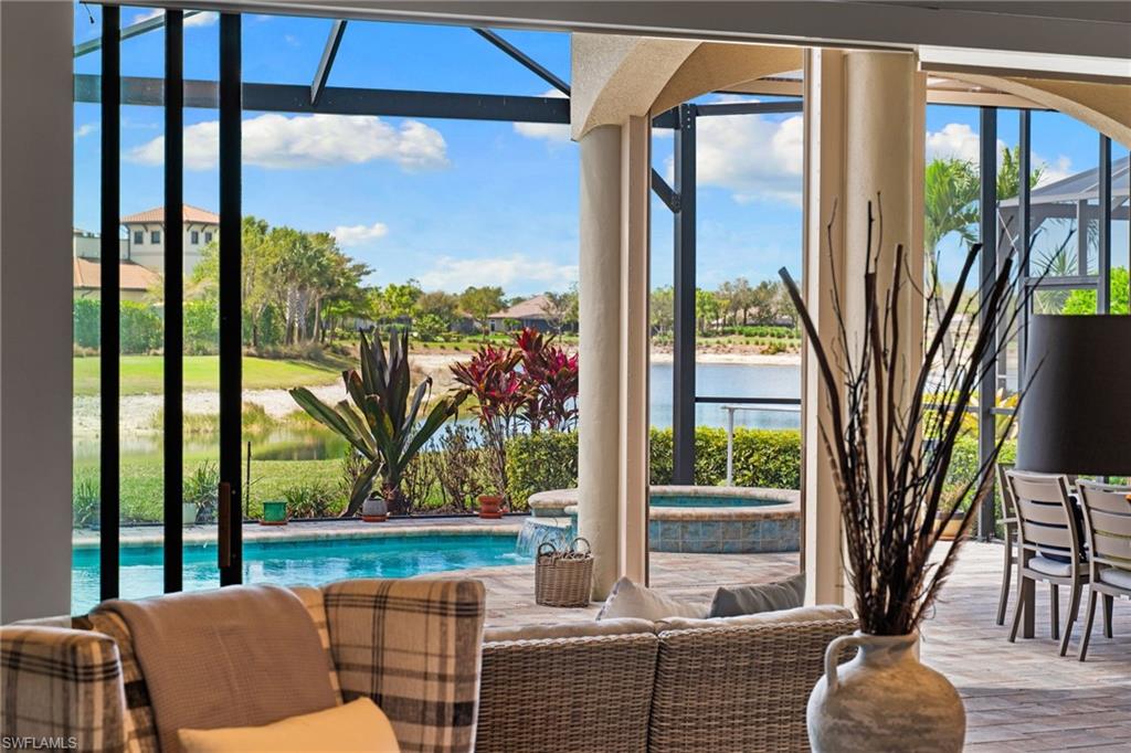 ESPLANADE - Residential