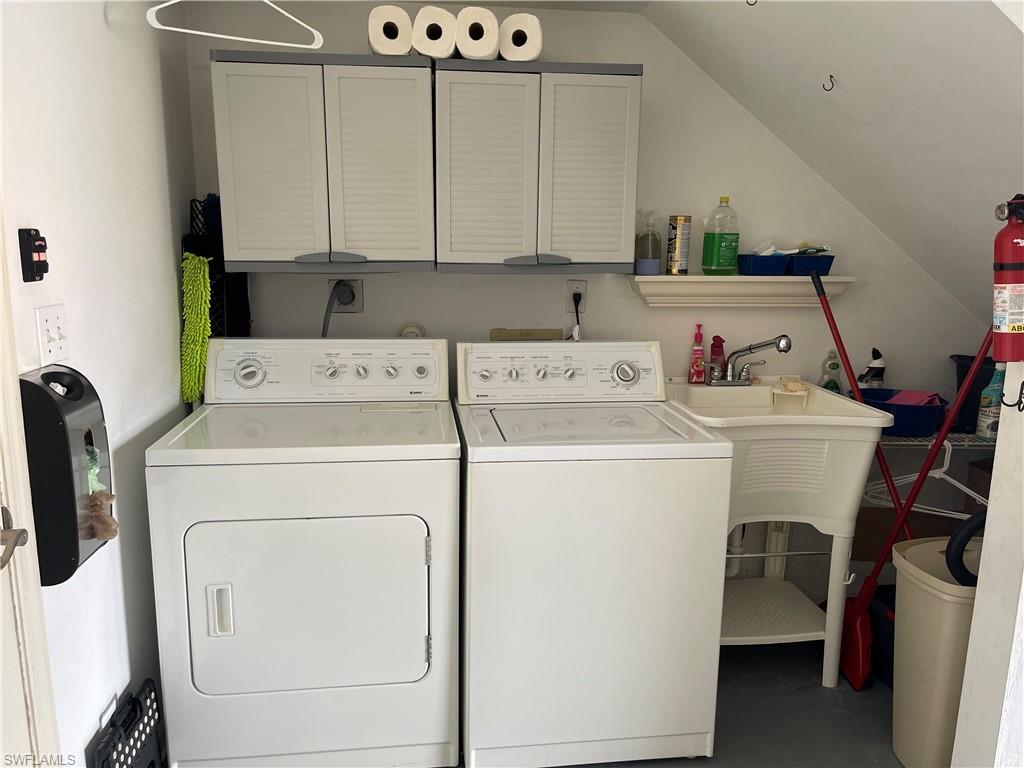 DOVER PARC - Residential Lease