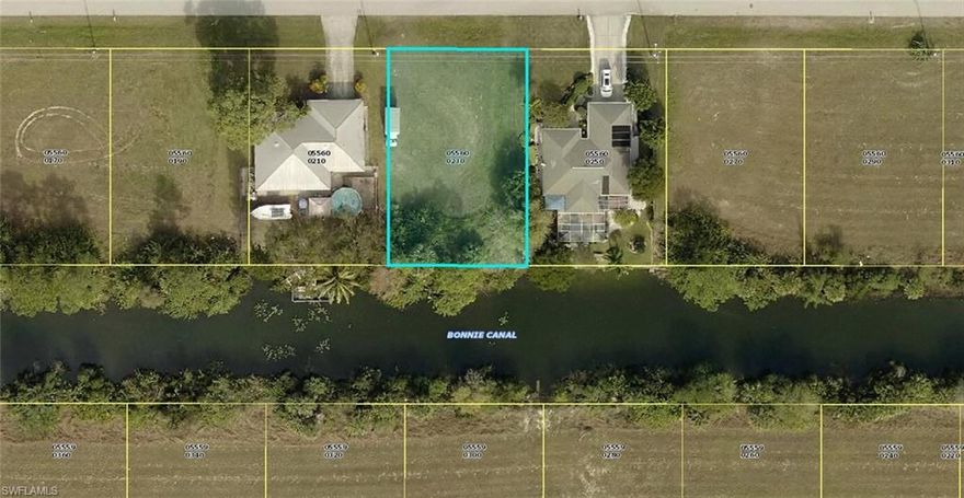 Nice Southern exposure Waterfront Cape Coral Homesite