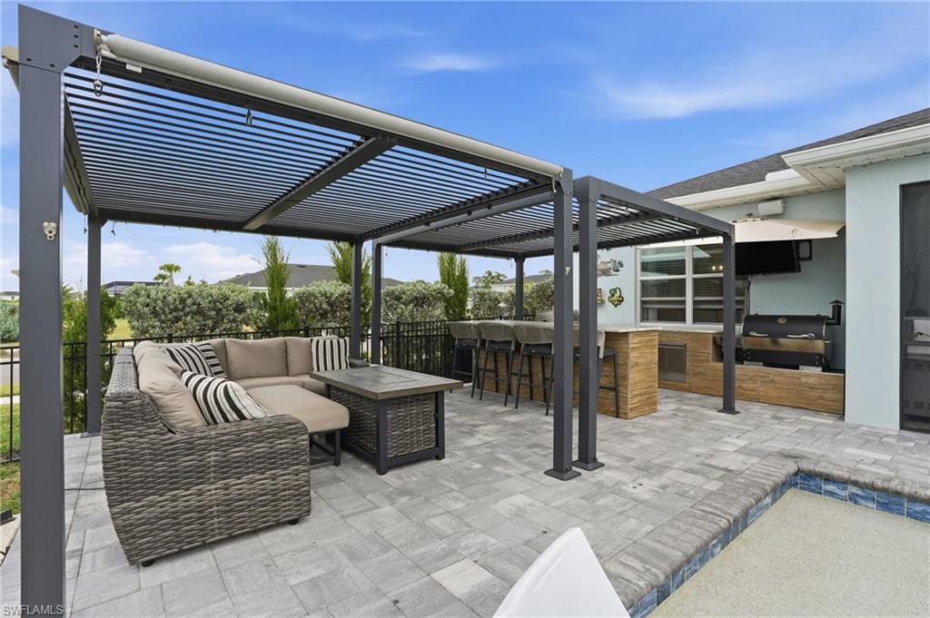 TRAILS EDGE - Residential