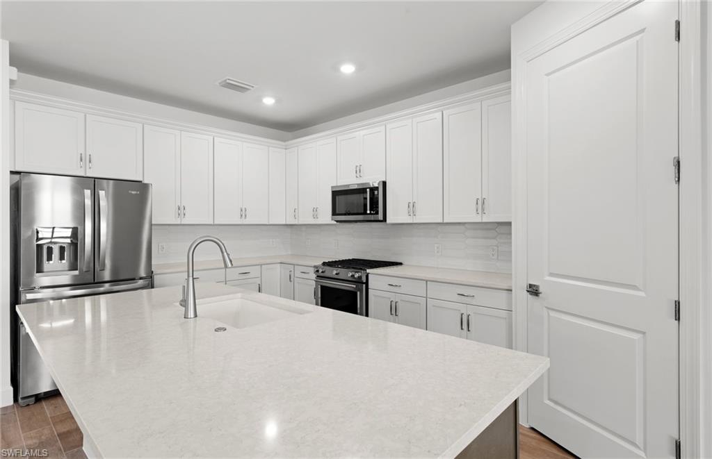 VERDANA VILLAGE - Residential