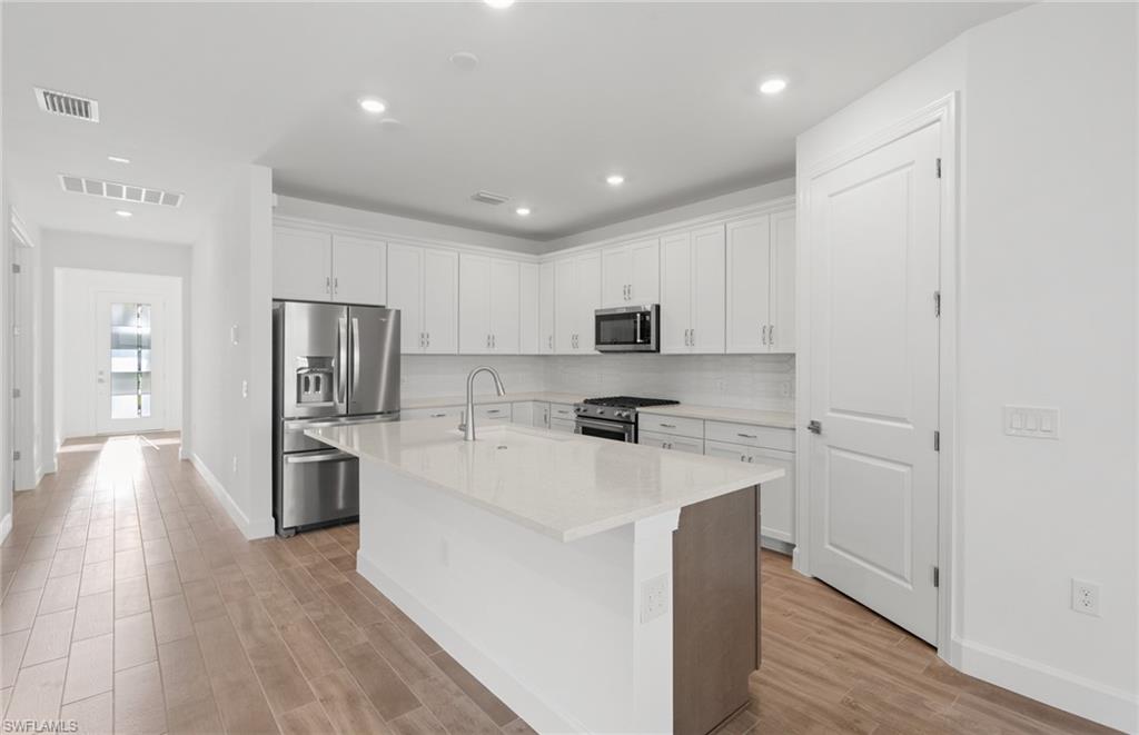 VERDANA VILLAGE - Residential