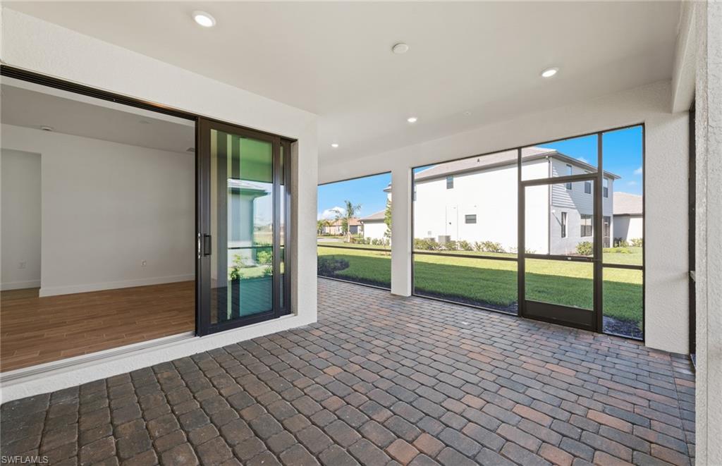 VERDANA VILLAGE - Residential