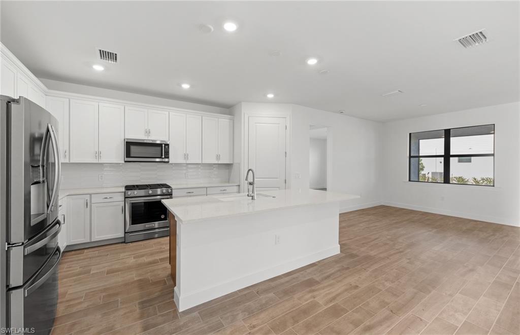 VERDANA VILLAGE - Residential