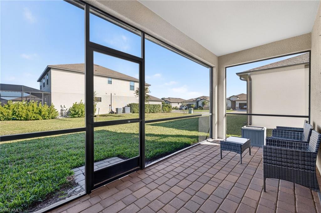 PORTICO - Residential