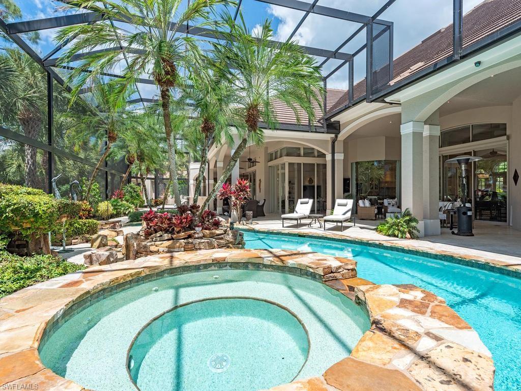 BAY WOODS - Residential