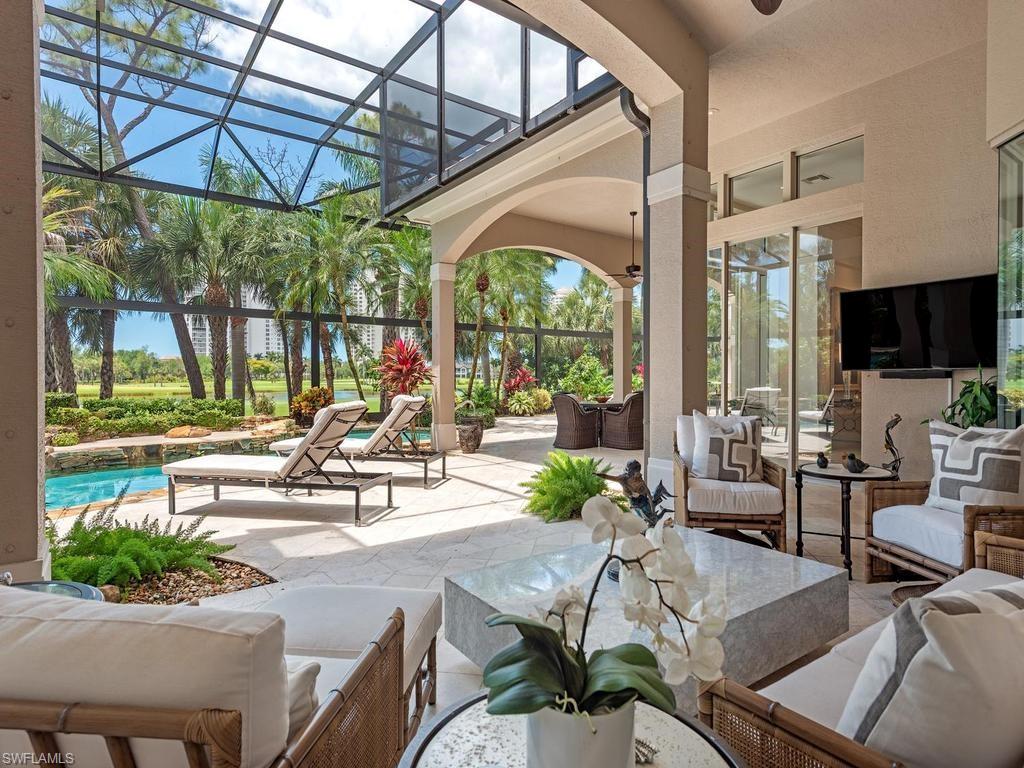 BAY WOODS - Residential