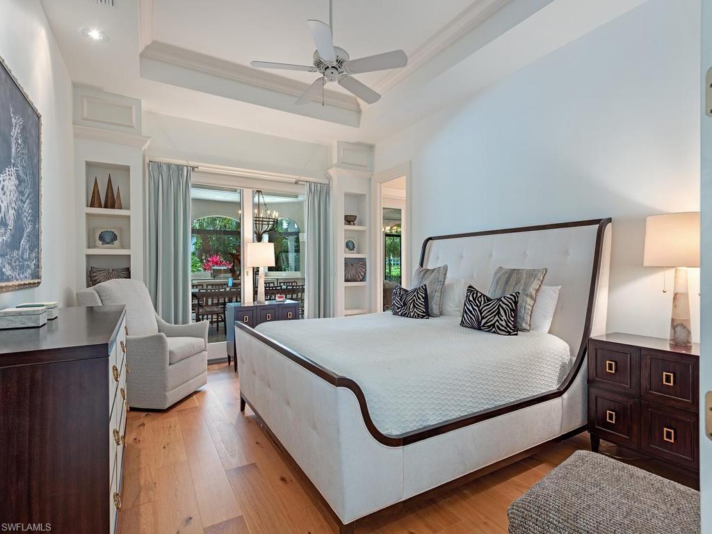 BAY WOODS - Residential