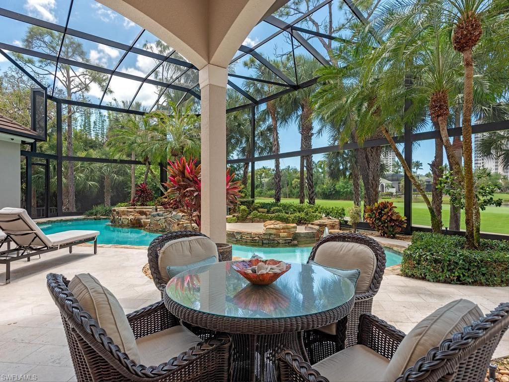 BAY WOODS - Residential