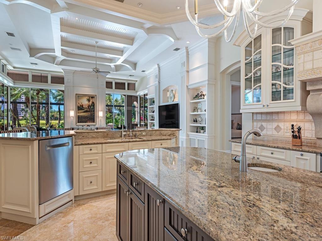 BAY WOODS - Residential