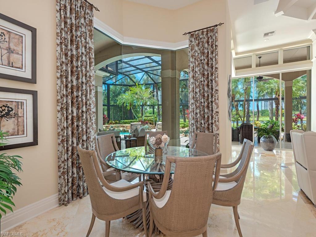 BAY WOODS - Residential