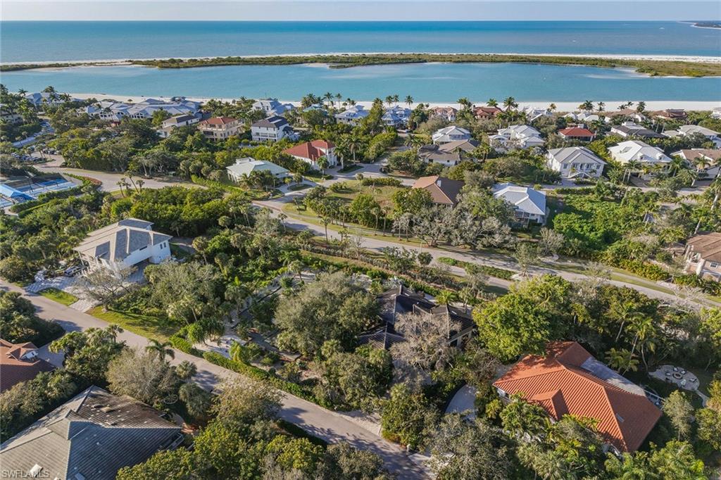 HIDEAWAY BEACH - Residential