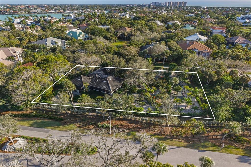 HIDEAWAY BEACH - Residential