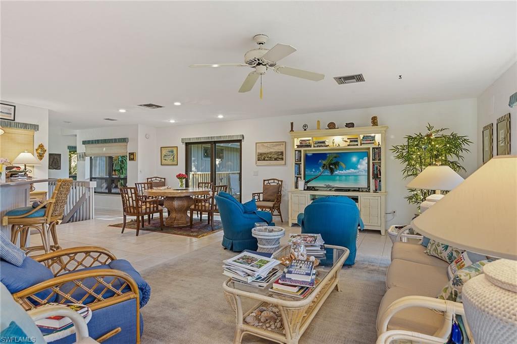 HIDEAWAY BEACH - Residential