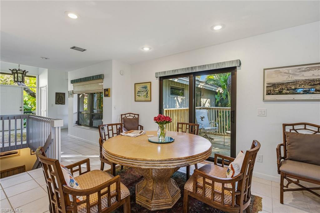 HIDEAWAY BEACH - Residential