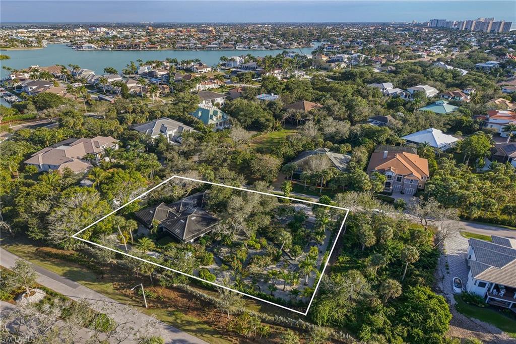 HIDEAWAY BEACH - Residential