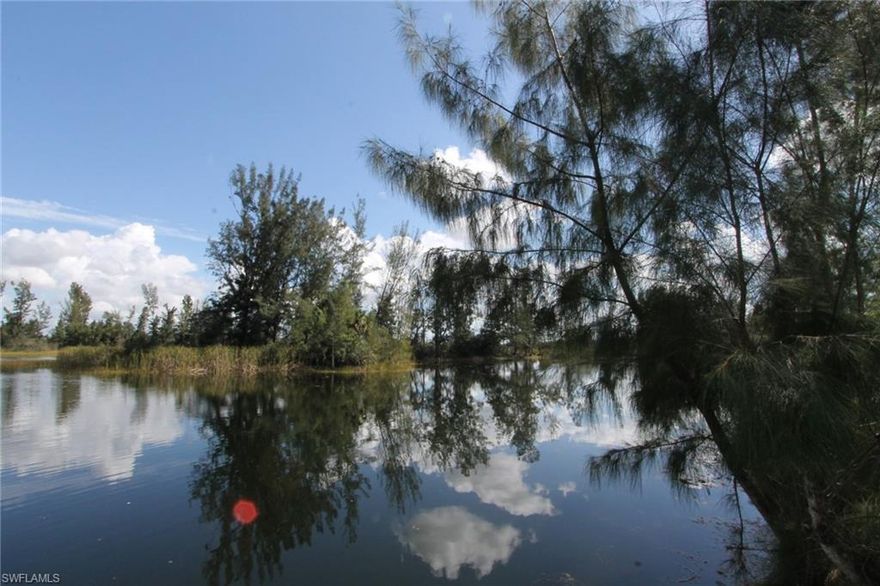 Oversize platted SF lot more than half an acre in the Greenbriar area of Lehigh Acres.  Close to SR 80, downtown Fort Myers, Alva and LaBelle.  View of 640 acre lake just purchased by Lee County Conservation 20/20 for a future park.  30 other lakefront lots available abutting this lot to the north, contact listing agent for details.