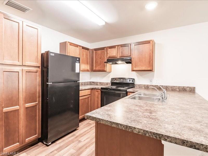 VISTANNA VILLAS - Residential Lease