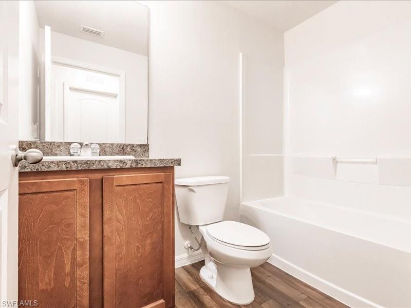 VISTANNA VILLAS - Residential Lease