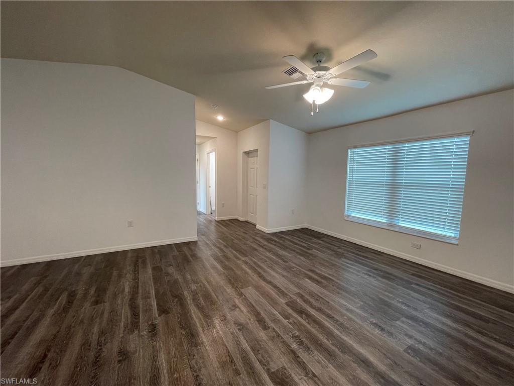 BANYAN VILLAGE - Residential