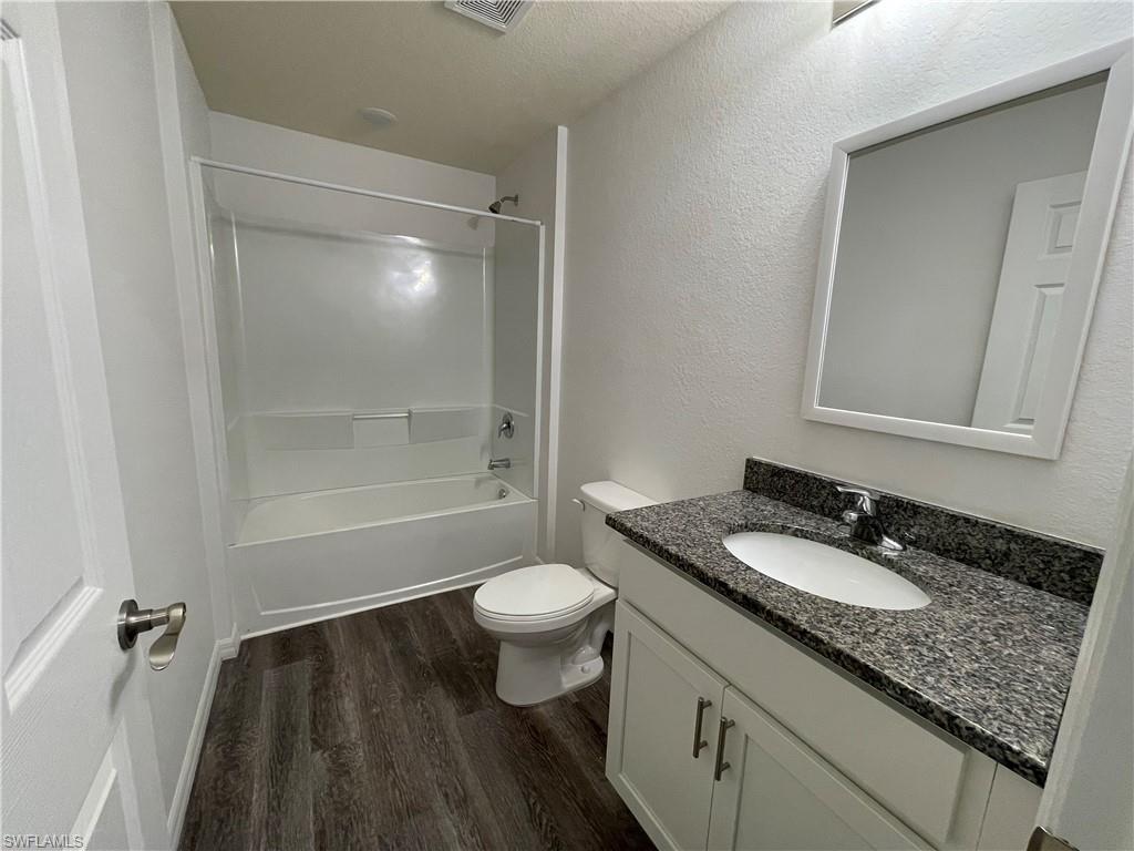 BANYAN VILLAGE - Residential