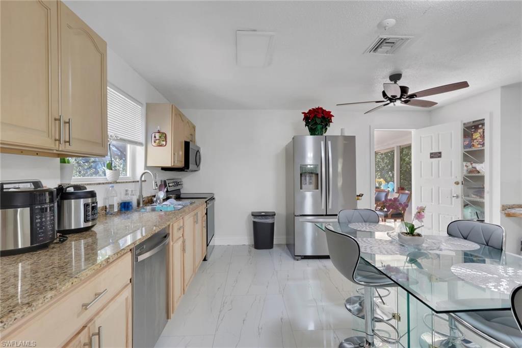 GOLDEN GATE ESTATES - Residential