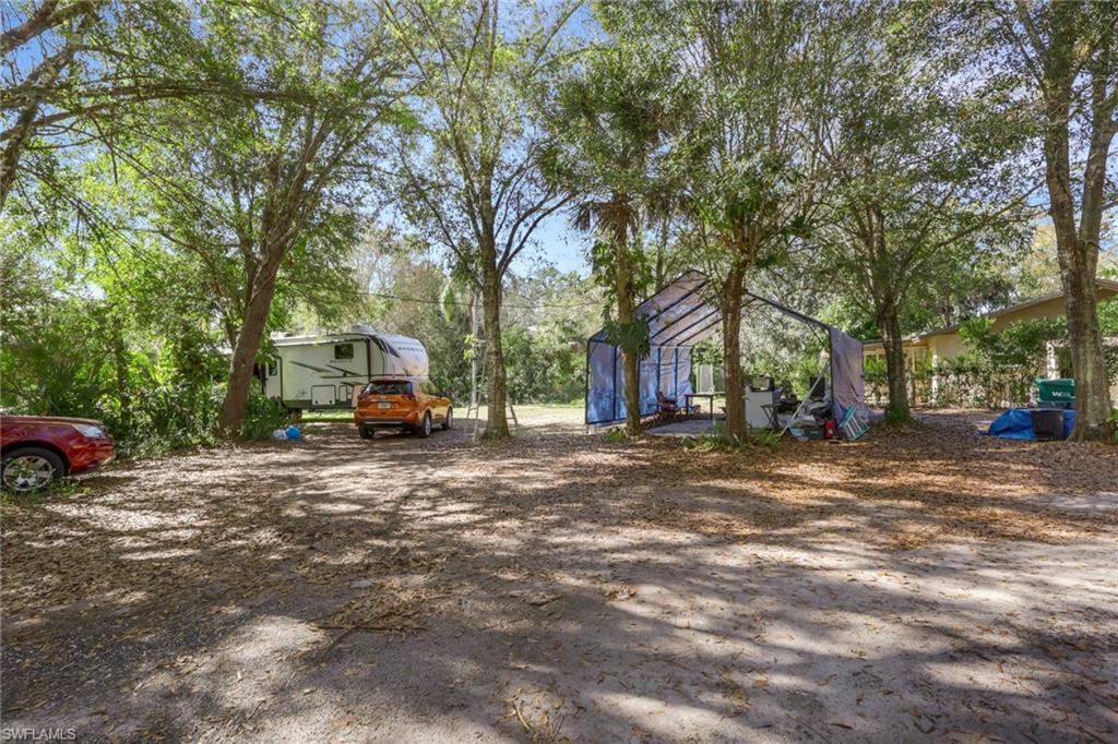 GOLDEN GATE ESTATES - Residential