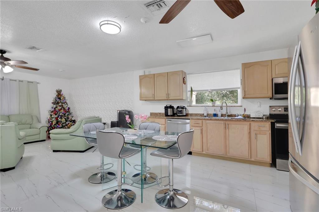 GOLDEN GATE ESTATES - Residential