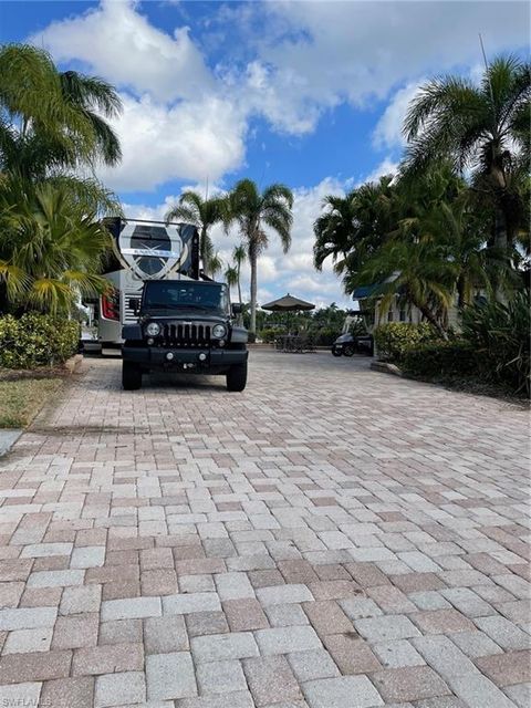 4505 Southern Breeze DR NAPLES FL 34114