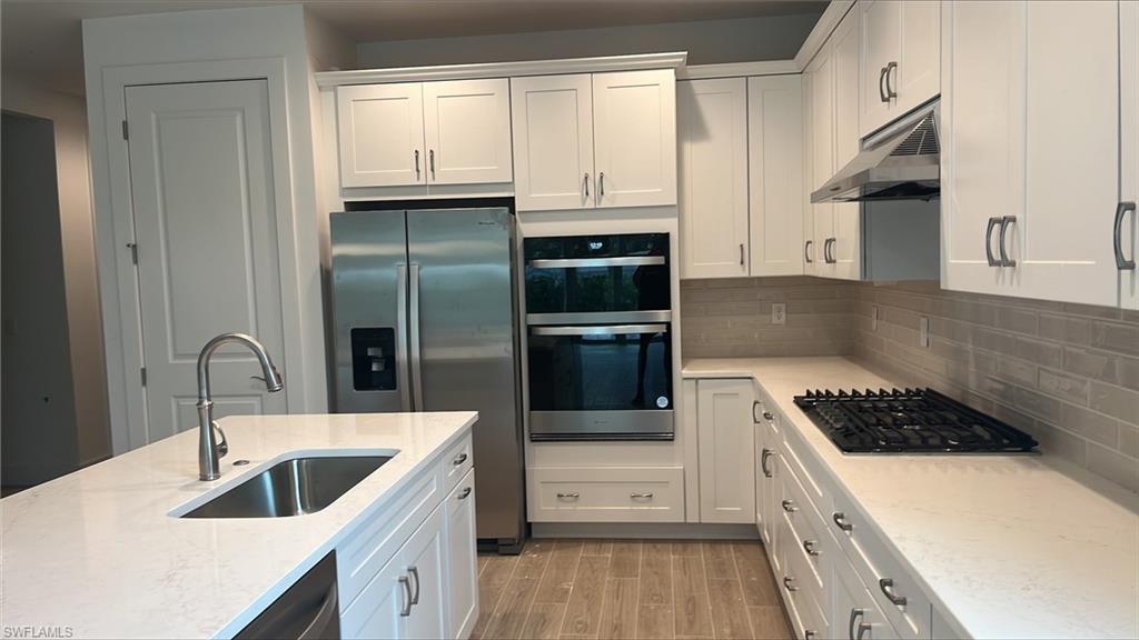 SEVEN SHORES - Residential