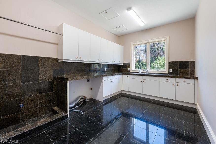 LOGAN WOODS - Residential