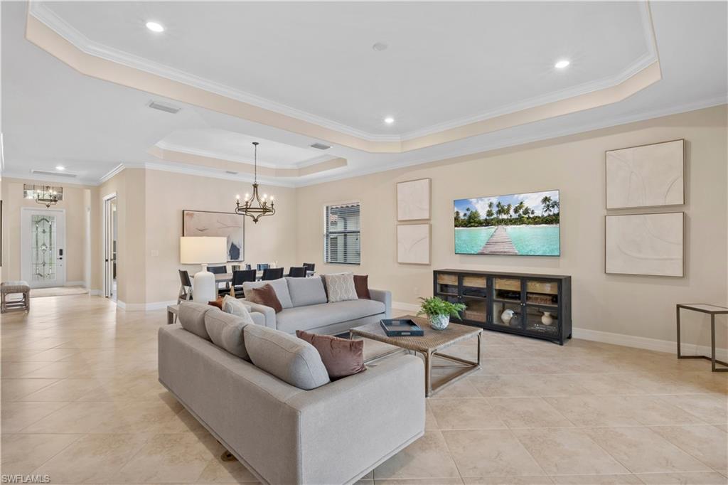 BONITA NATIONAL GOLF AND COUNTRY CLUB - Residential Lease