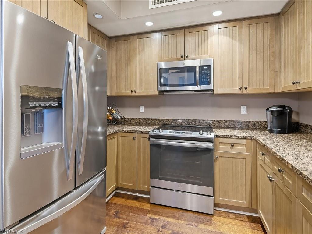 SERANO - Residential