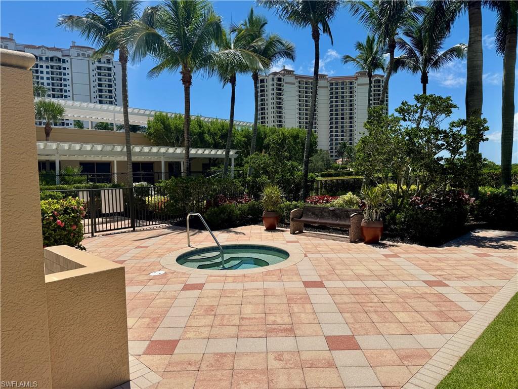 SERANO - Residential