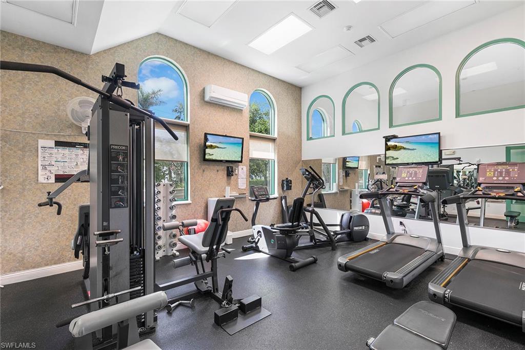 PIER 81 CONDOMINIUM - Residential