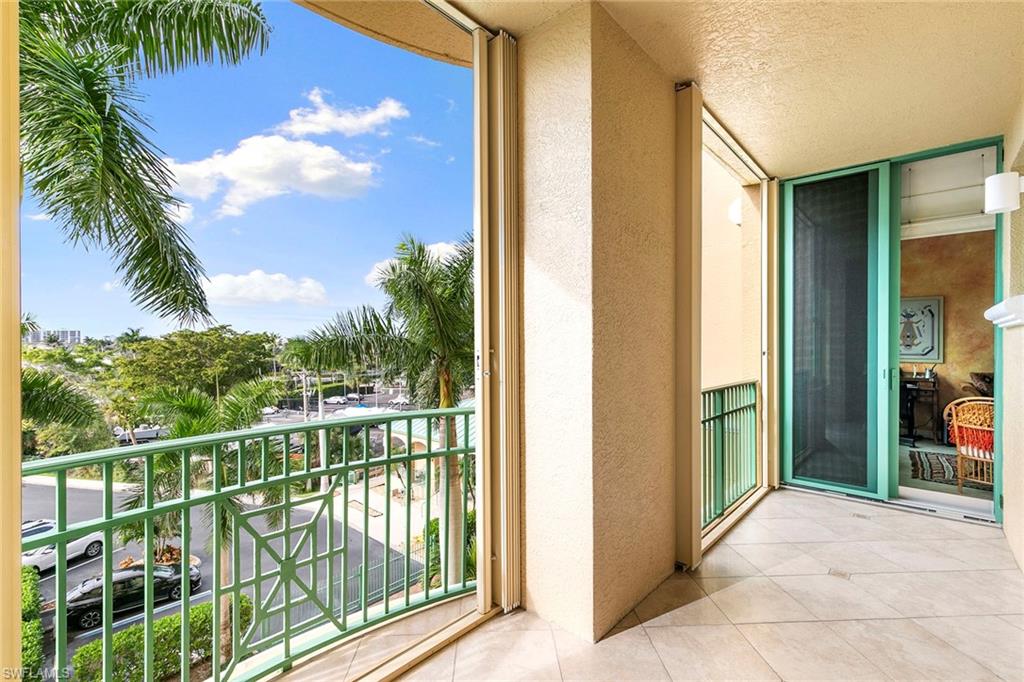 PIER 81 CONDOMINIUM - Residential