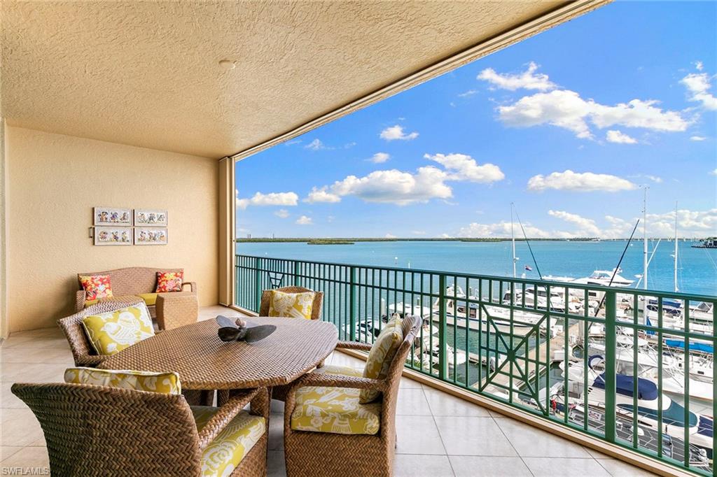 PIER 81 CONDOMINIUM - Residential