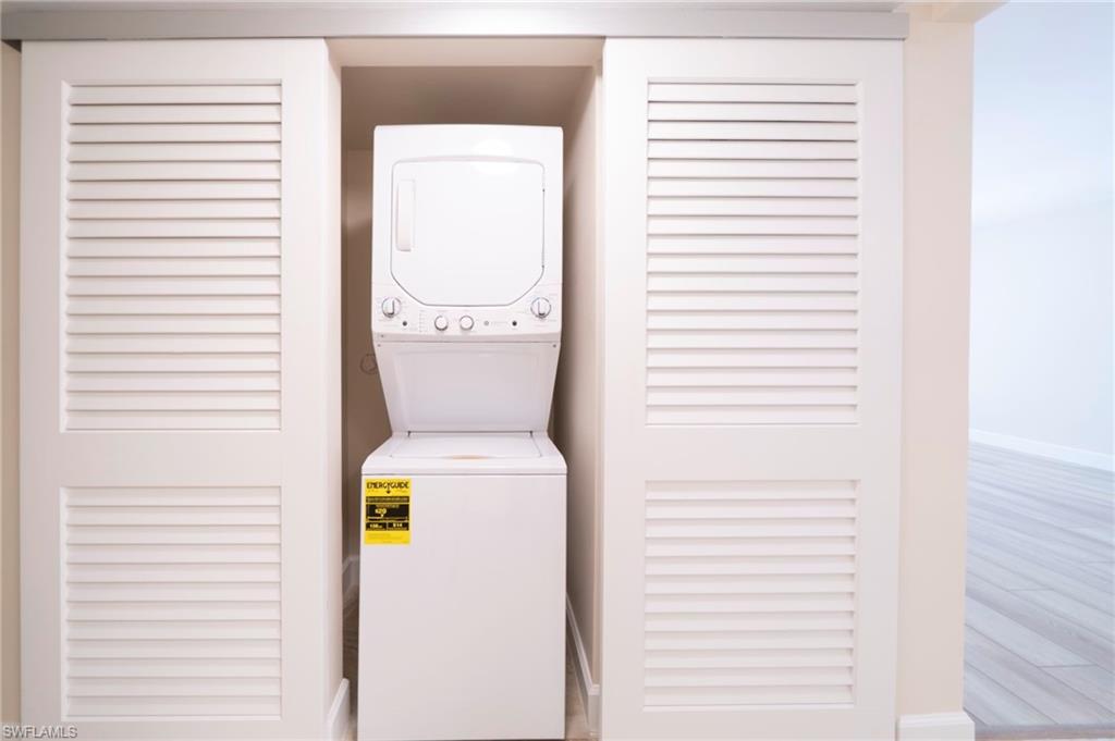 NEWPORT GLEN - Residential