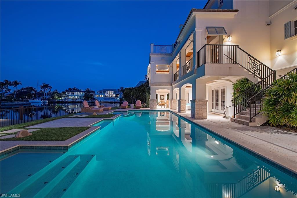 AQUALANE SHORES - Residential