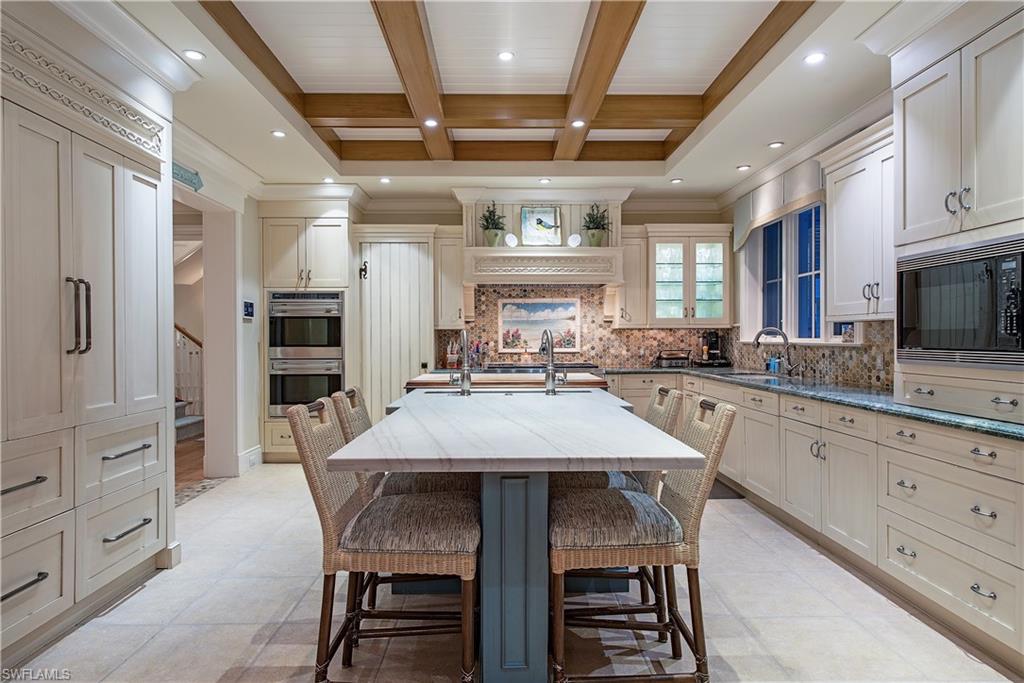 AQUALANE SHORES - Residential