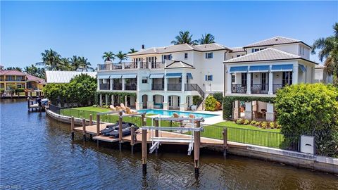 Photo of 2001 4th ST S, NAPLES, FL 34102 (MLS # 225085070)