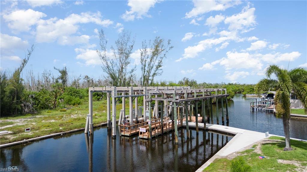 BAYSIDE ESTATES - Residential