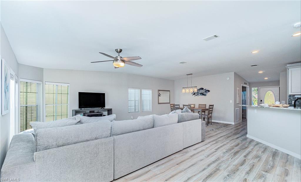 BAYSIDE ESTATES - Residential