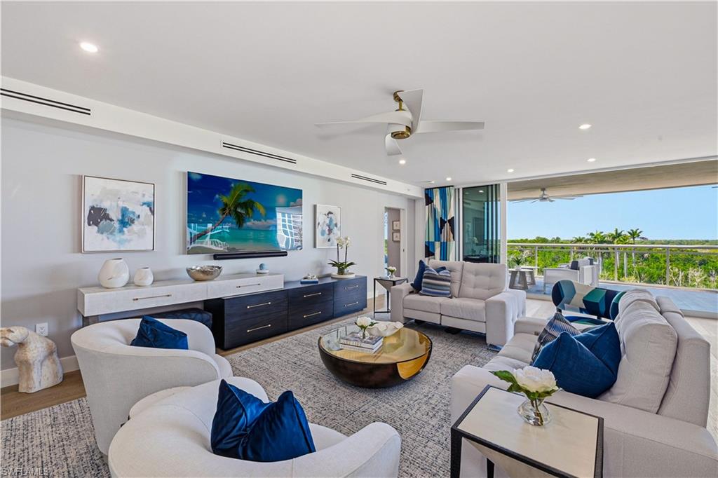 KALEA BAY TOWER 300 - Residential