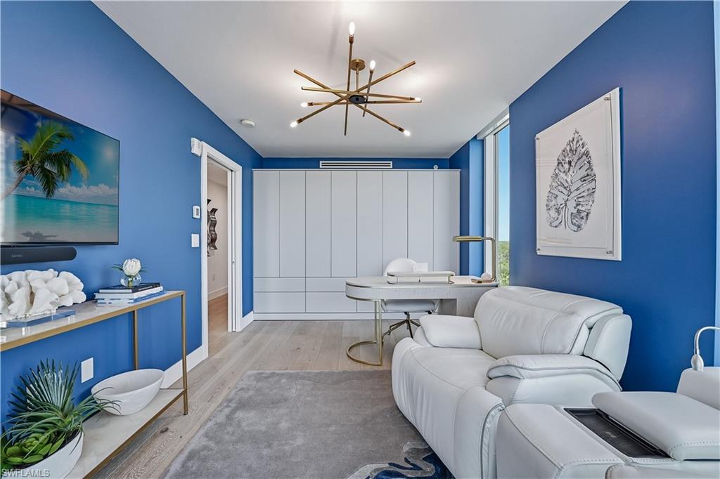 KALEA BAY TOWER 300 - Residential