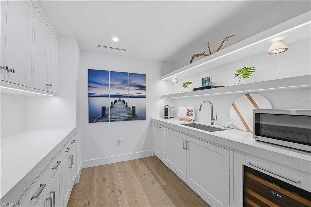 KALEA BAY TOWER 300 - Residential