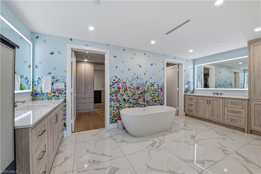 KALEA BAY TOWER 300 - Residential