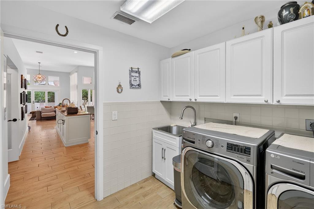 PALM RIVER ESTATES - Residential