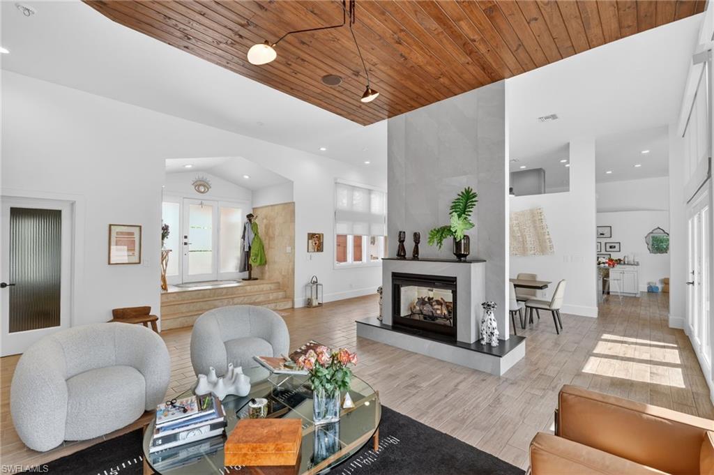 PALM RIVER ESTATES - Residential