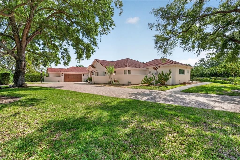 Photo of 175 Palm River BLVD, NAPLES, FL 34110 (MLS # 226015842)